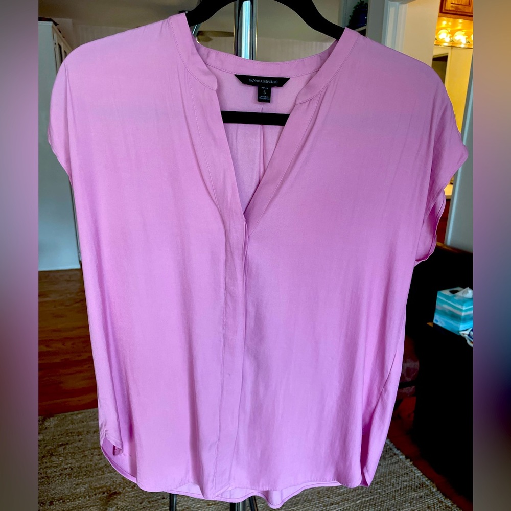 Pink women’s banana republic blouse